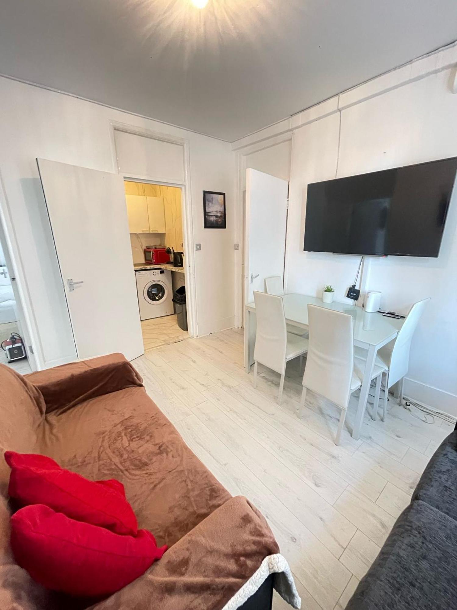 Lovely 2 Bed Flat 2 Floor Miles 伦敦 外观 照片