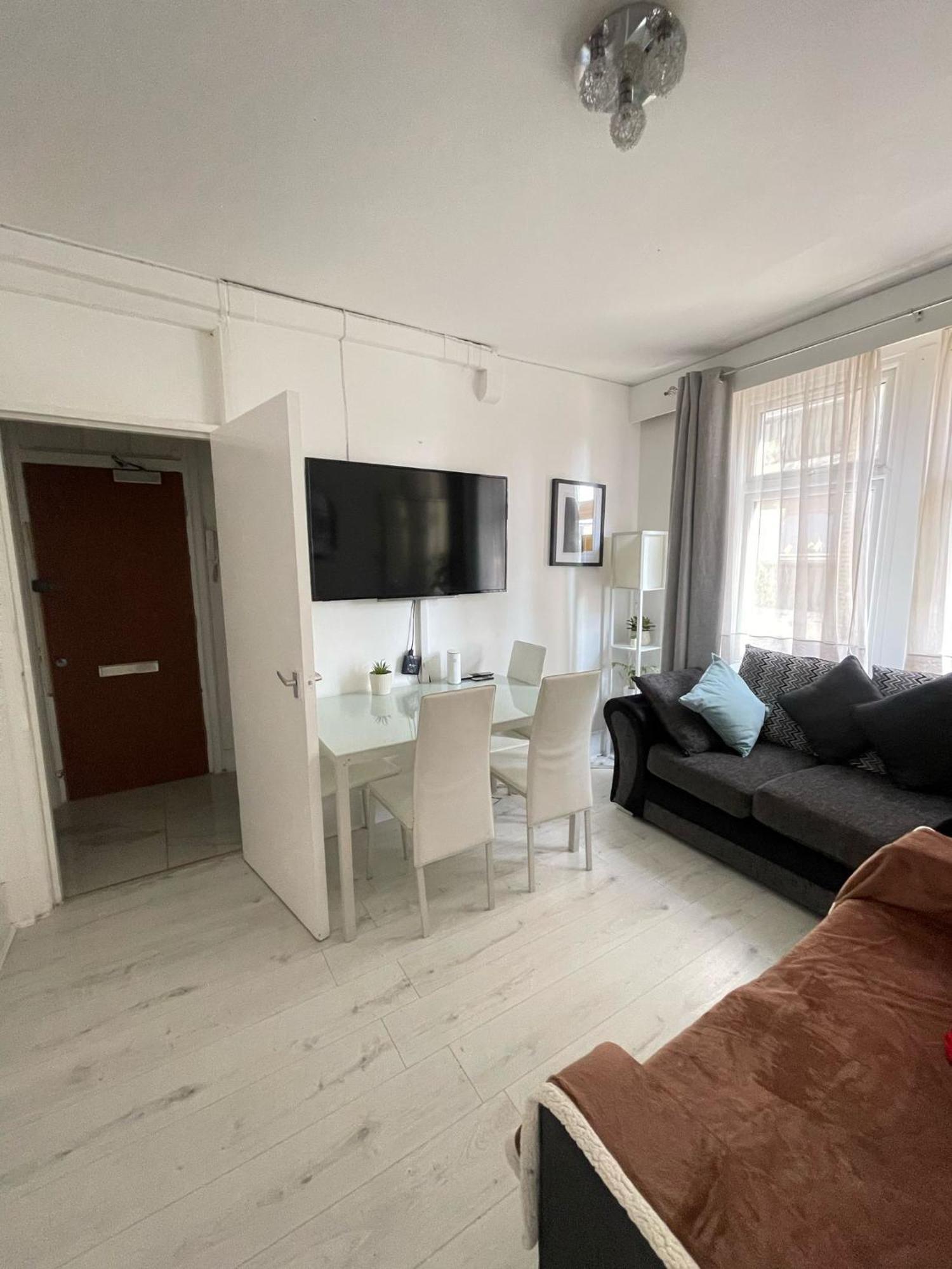 Lovely 2 Bed Flat 2 Floor Miles 伦敦 外观 照片